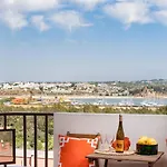 Stylish With View شقة