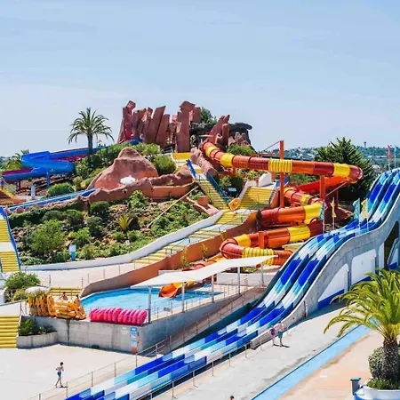 Апартаменты Stylish With View Портиман