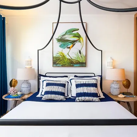 Bright Apt Marina View Steps To Beach Appartement