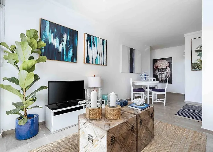 Daire Stylish With View